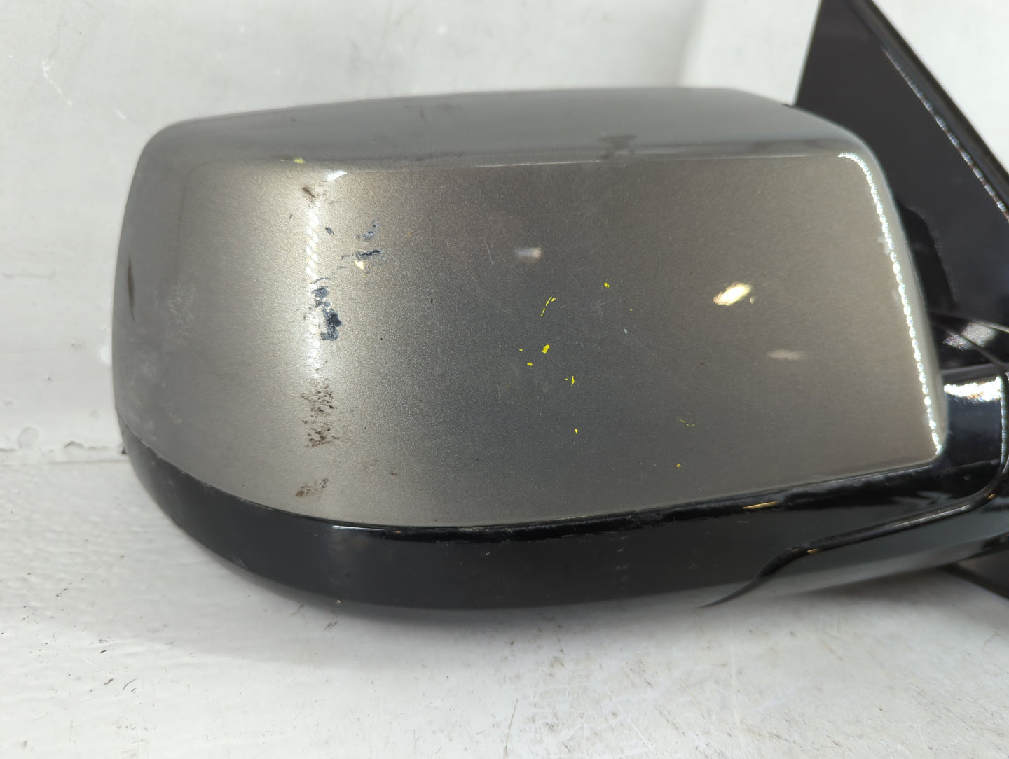 2018 Chevrolet Suburban 1500 Passenger Side View Mirror - Right Door Mirror OEM Used - Oemusedautoparts1.com