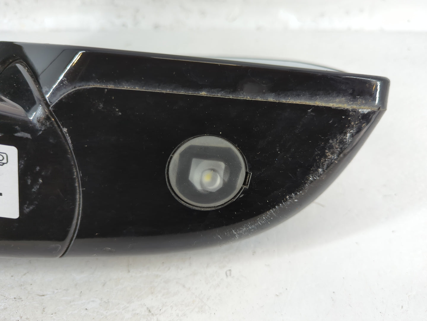 2018 Chevrolet Suburban 1500 Passenger Side View Mirror - Right Door Mirror OEM Used - Oemusedautoparts1.com