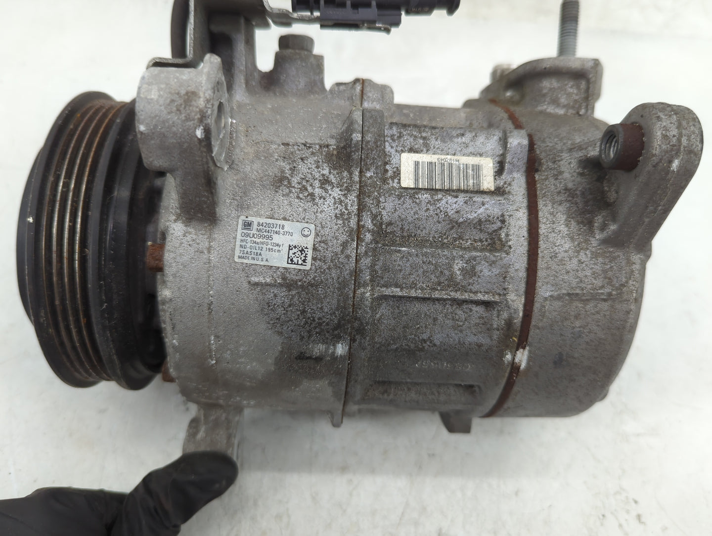 2015-2020 Chevrolet Tahoe Air Conditioning A/c Ac Compressor Oem - Oemusedautoparts1.com