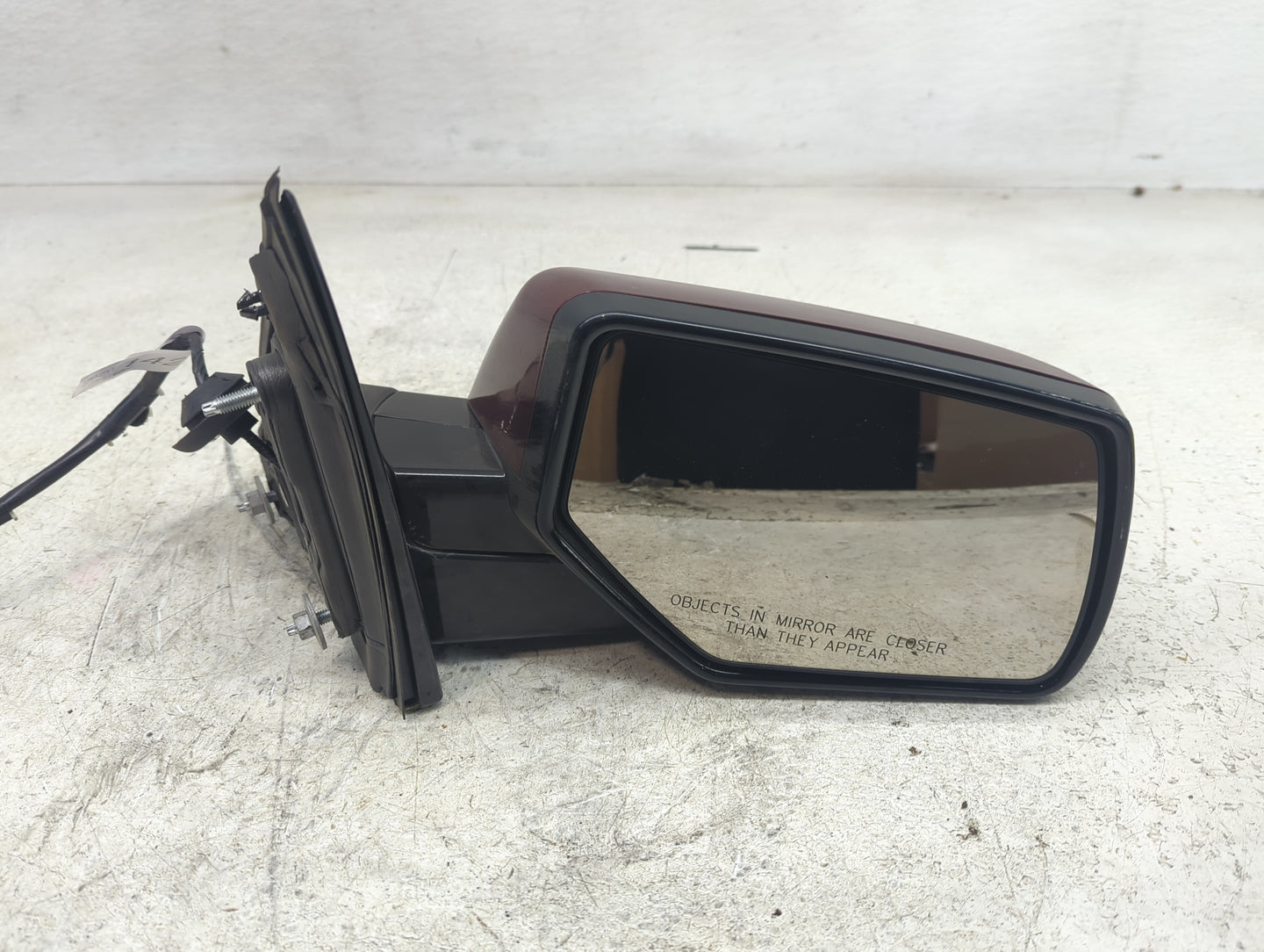 2015-2020 Chevrolet Tahoe Passenger Side View Mirror - Right Door Mirror OEM Used - Oemusedautoparts1.com