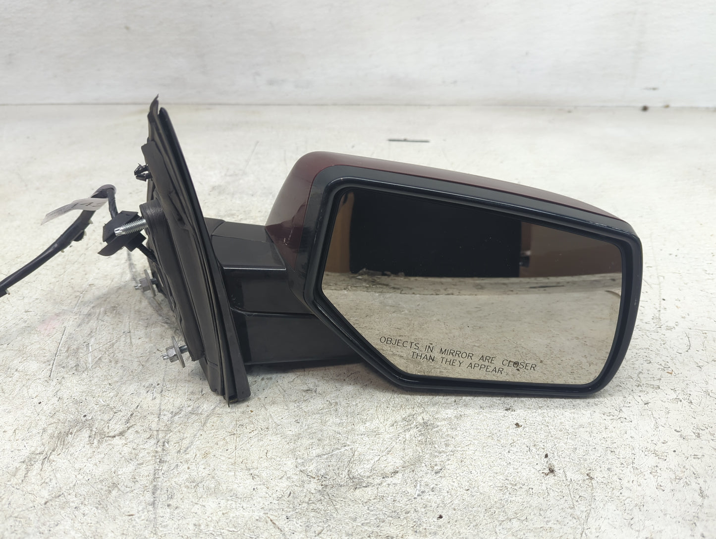 2015-2020 Chevrolet Tahoe Passenger Side View Mirror - Right Door Mirror OEM Used - Oemusedautoparts1.com