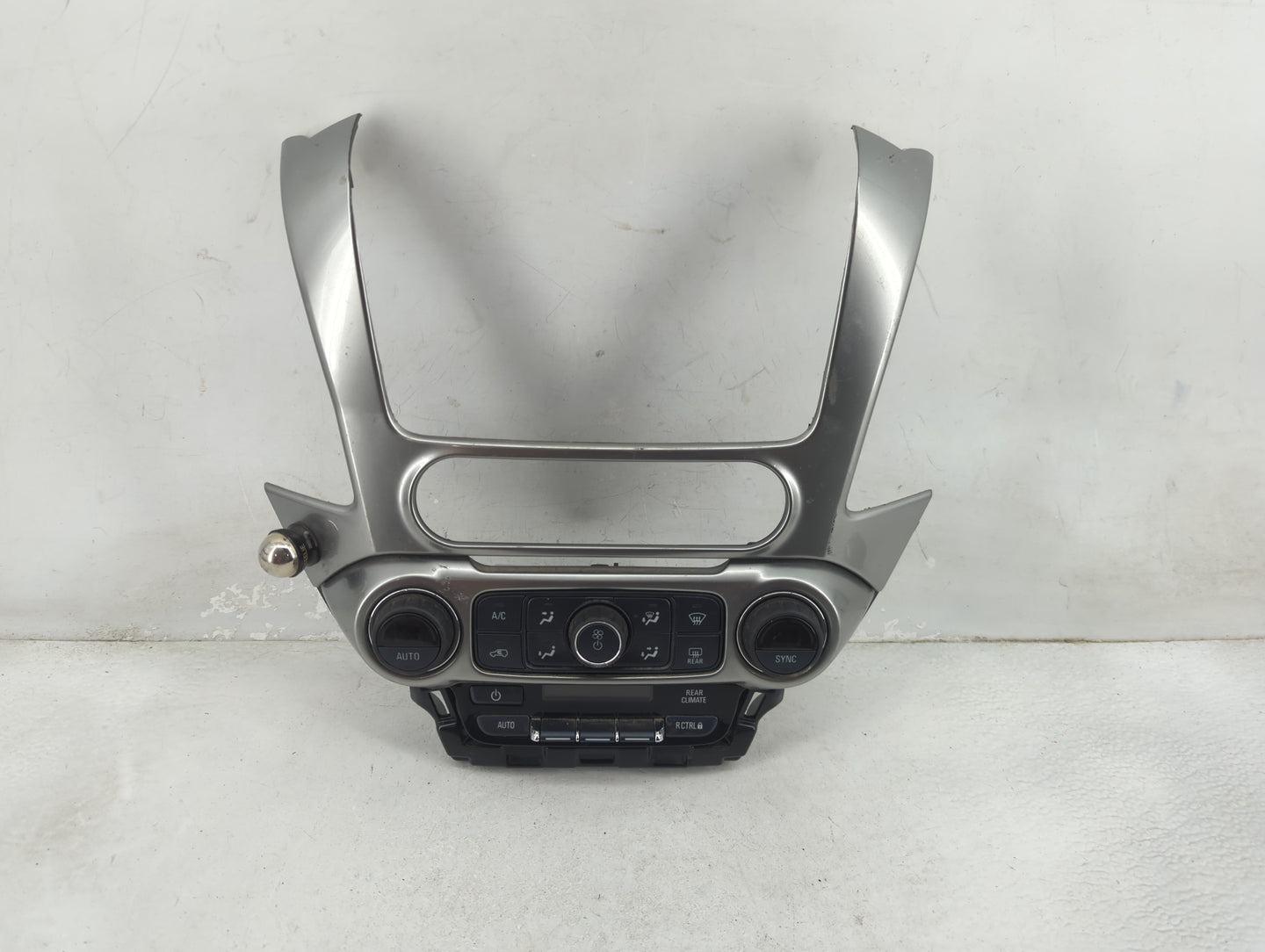 2018 Chevrolet Tahoe Climate Control Module Temperature AC/Heater Replacement P/N:84258727 815372982 Fits OEM Used Auto Part