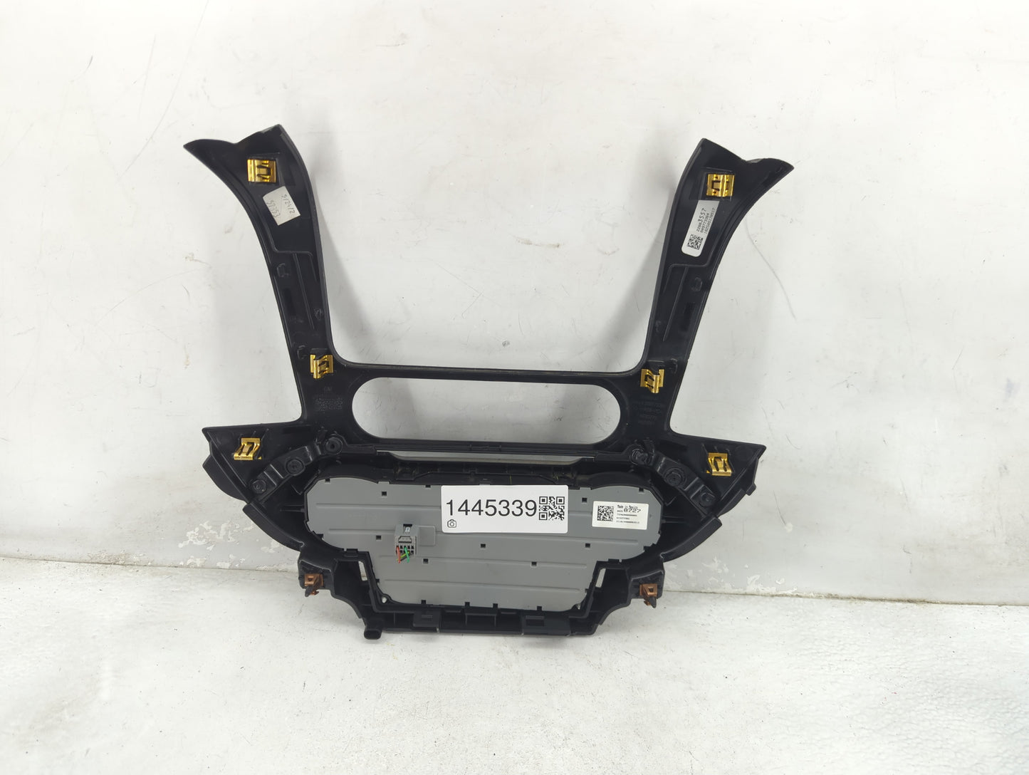 2018 Chevrolet Tahoe Climate Control Module Temperature AC/Heater Replacement P/N:84258727 815372982 Fits OEM Used Auto Part