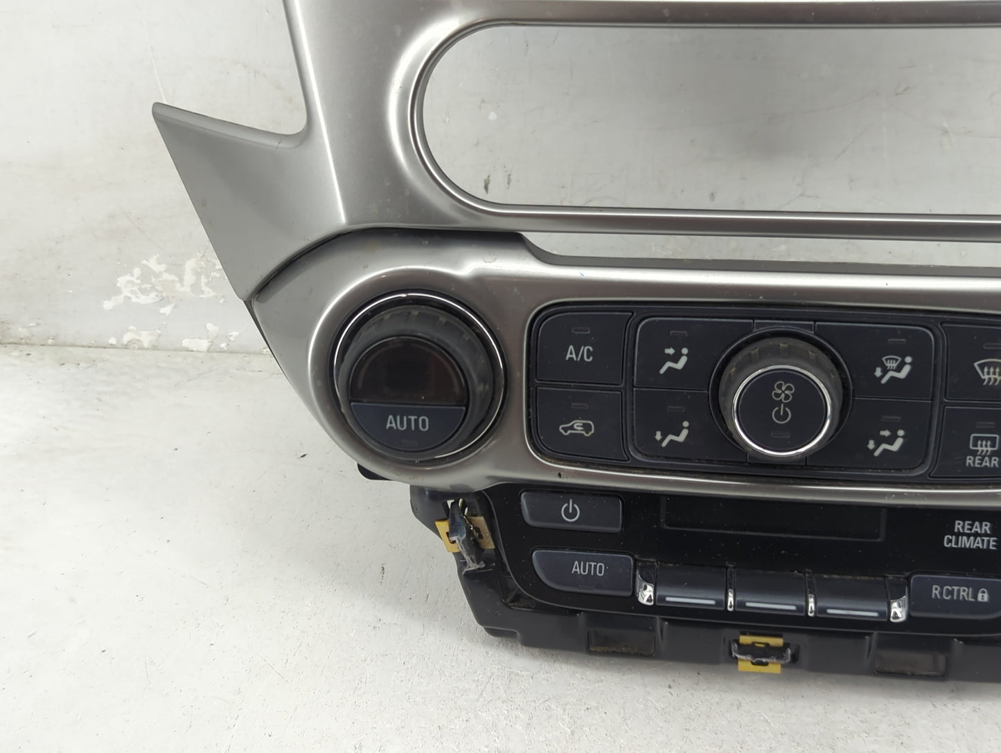 2018 Chevrolet Tahoe Climate Control Module Temperature AC/Heater Replacement P/N:84258727 7370200000000X, 815372982 Fits OE