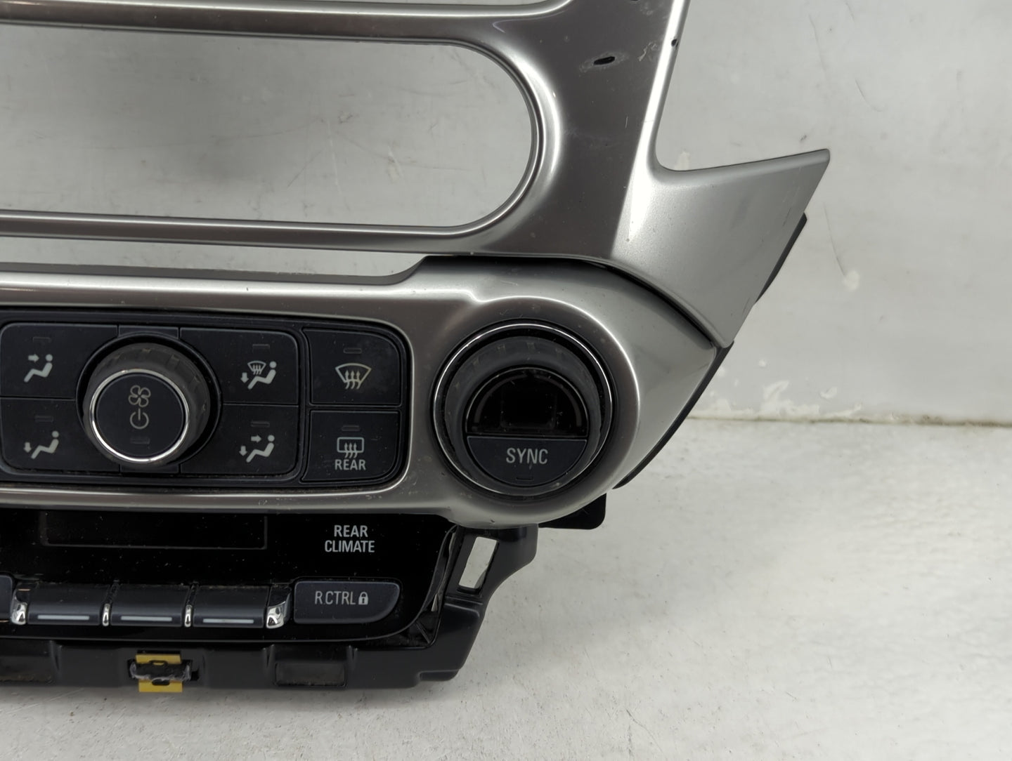 2018 Chevrolet Tahoe Climate Control Module Temperature AC/Heater Replacement P/N:84258727 7370200000000X, 815372982 Fits OE