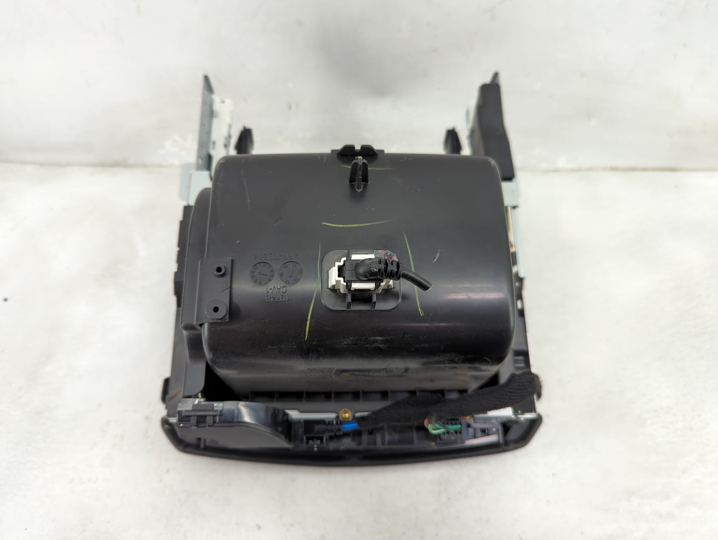 2018 Chevrolet Tahoe Information Display Screen - Oemusedautoparts1.com