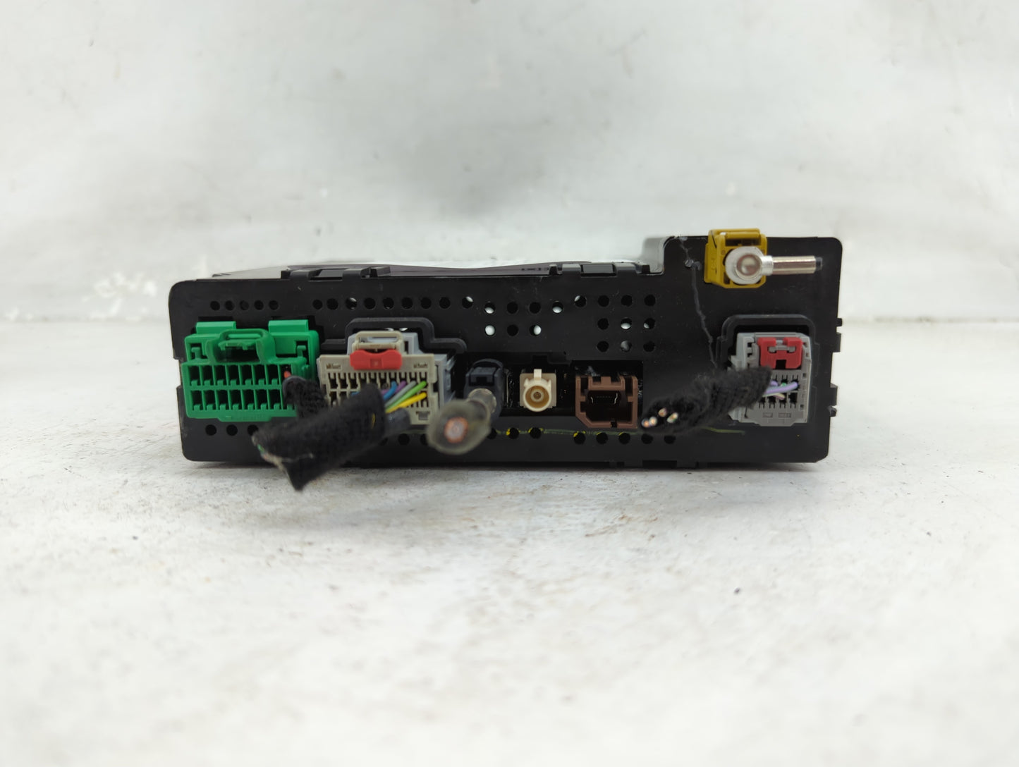 2018-2020 Chevrolet Tahoe Radio AM FM Cd Player Receiver Replacement P/N:84361176 Fits Fits 2018 2019 2020 OEM Used Auto Par