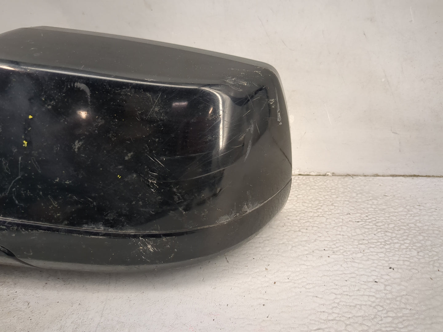 2015-2020 Chevrolet Tahoe Driver Side View Mirror - Left Door Mirror OEM Used - Oemusedautoparts1.com