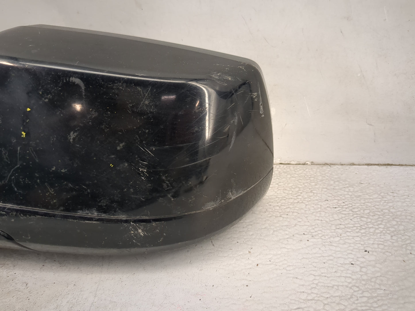 2015-2020 Chevrolet Tahoe Driver Side View Mirror - Left Door Mirror OEM Used - Oemusedautoparts1.com