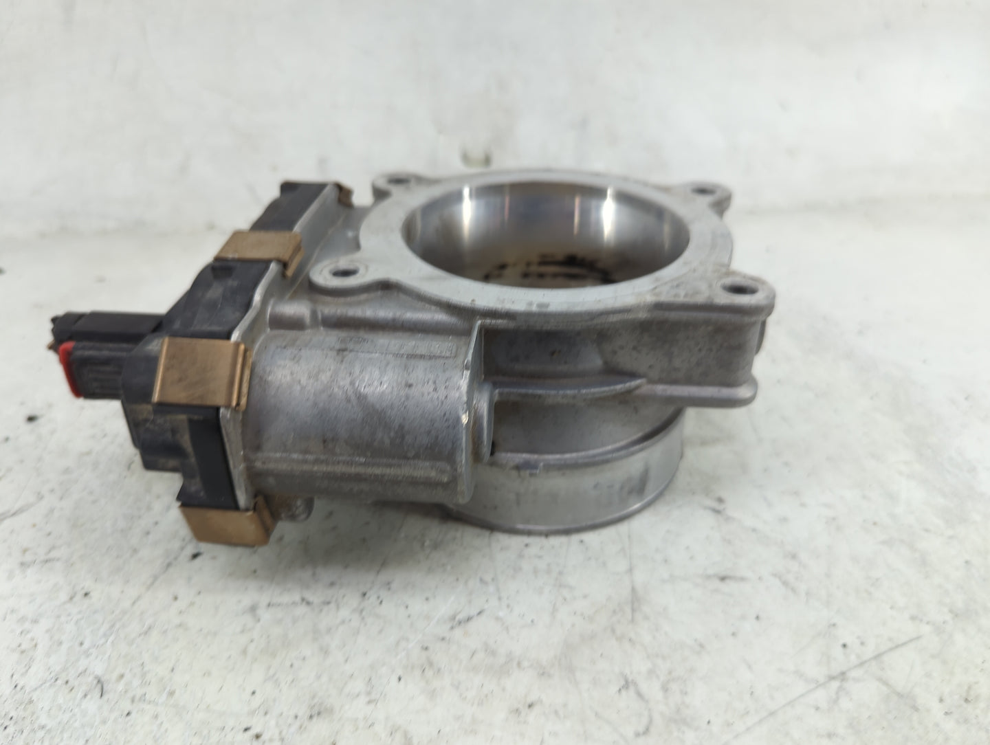 2015-2022 Chevrolet Tahoe Throttle Body P/N:12678224 GJ86811402506100 Fits Fits 2014 2015 2016 2017 2018 2019 2020 2021 2022