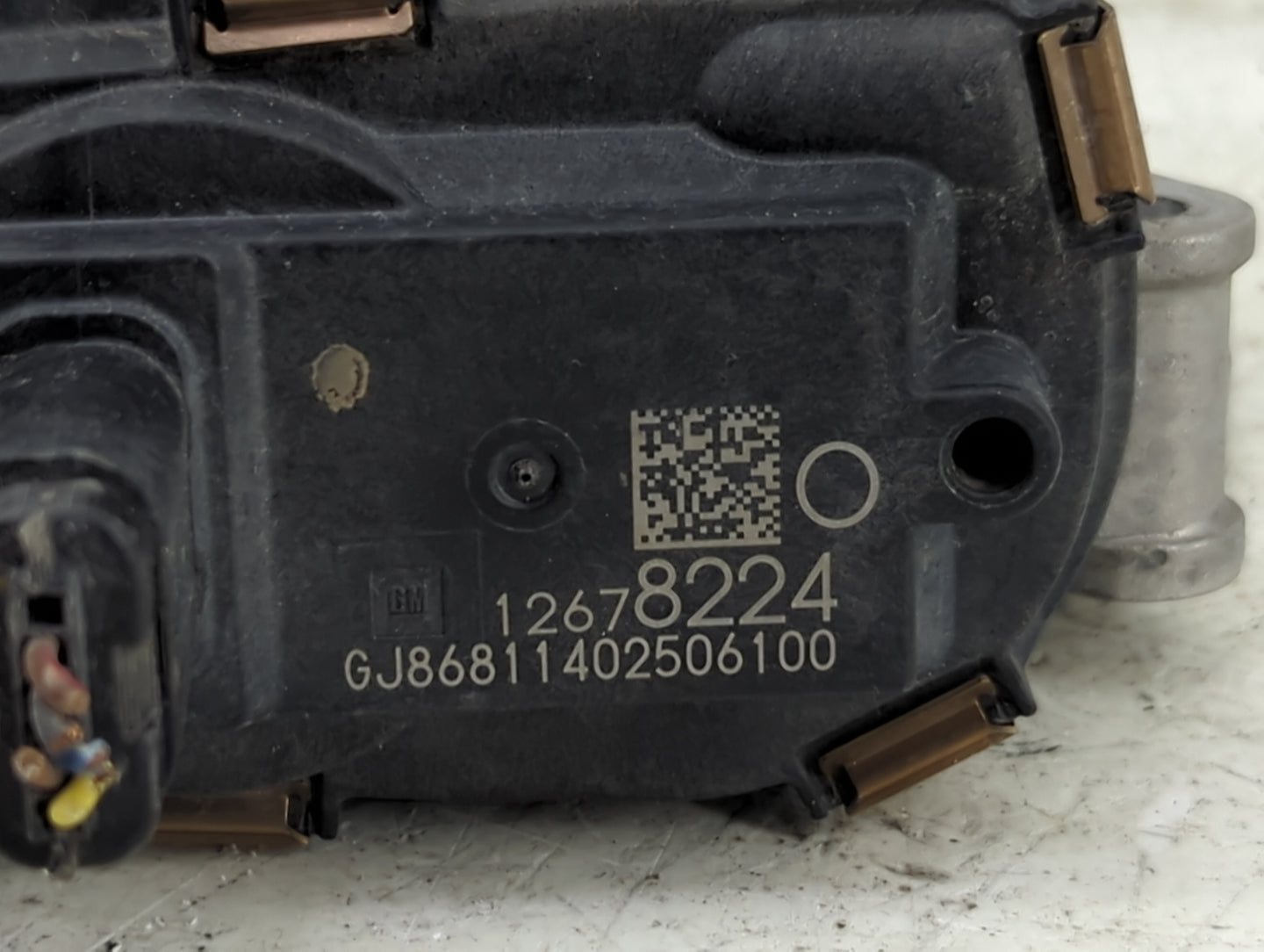 2015-2022 Chevrolet Tahoe Throttle Body P/N:12678224 GJ86811402506100 Fits Fits 2014 2015 2016 2017 2018 2019 2020 2021 2022