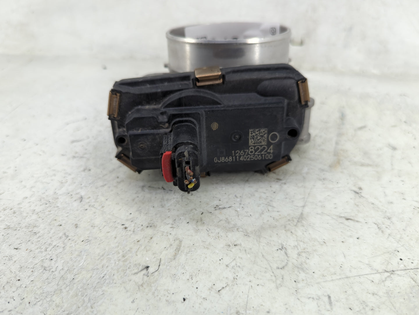 2015-2022 Chevrolet Tahoe Throttle Body P/N:12678224 GJ86811402506100 Fits Fits 2014 2015 2016 2017 2018 2019 2020 2021 2022