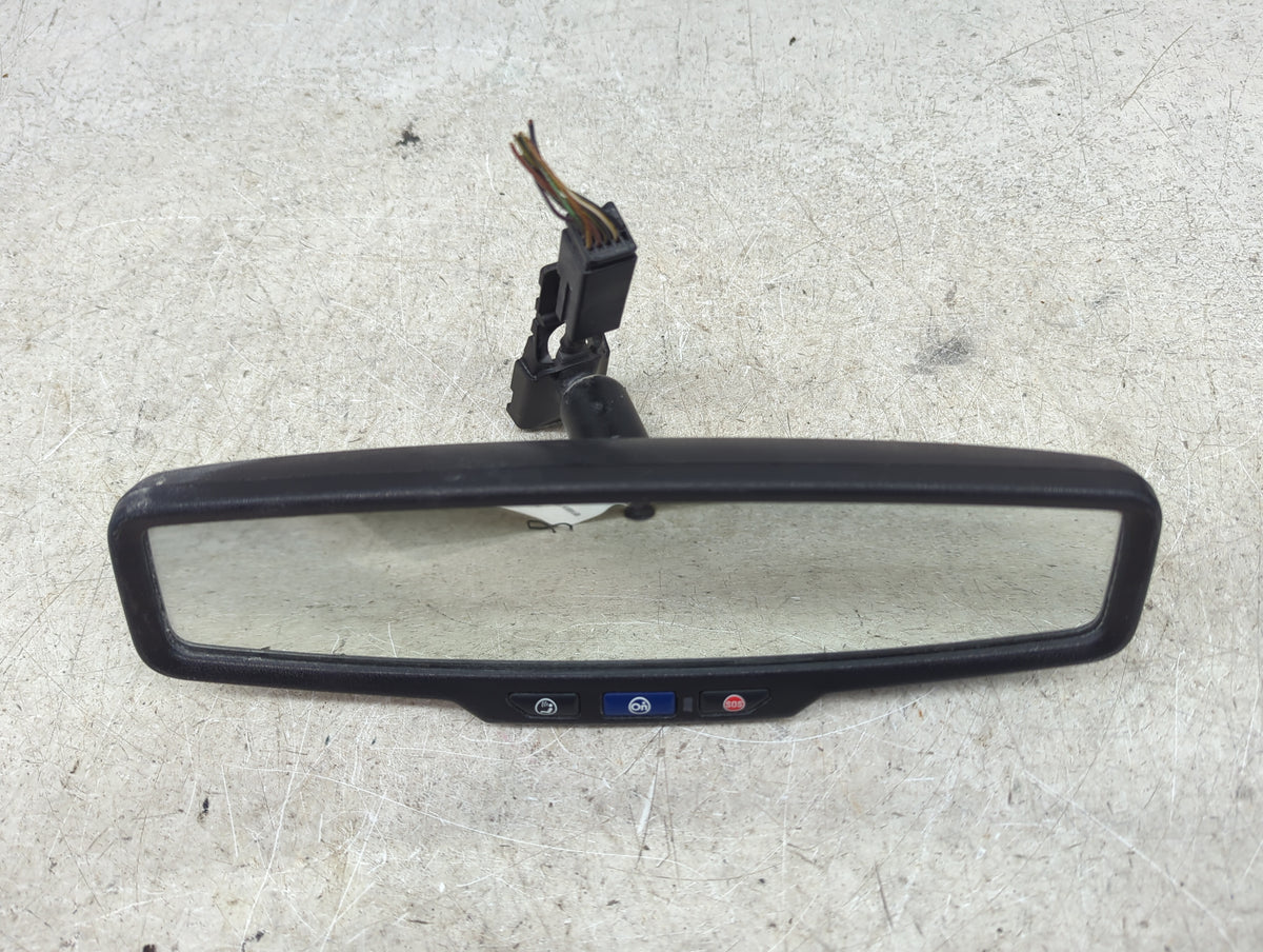 2018 Chevrolet Tahoe Interior Rear View Mirror Replacement OEM P/N:E13 026666 GNTX-1227 Fits OEM Used Auto Parts - Oemusedau