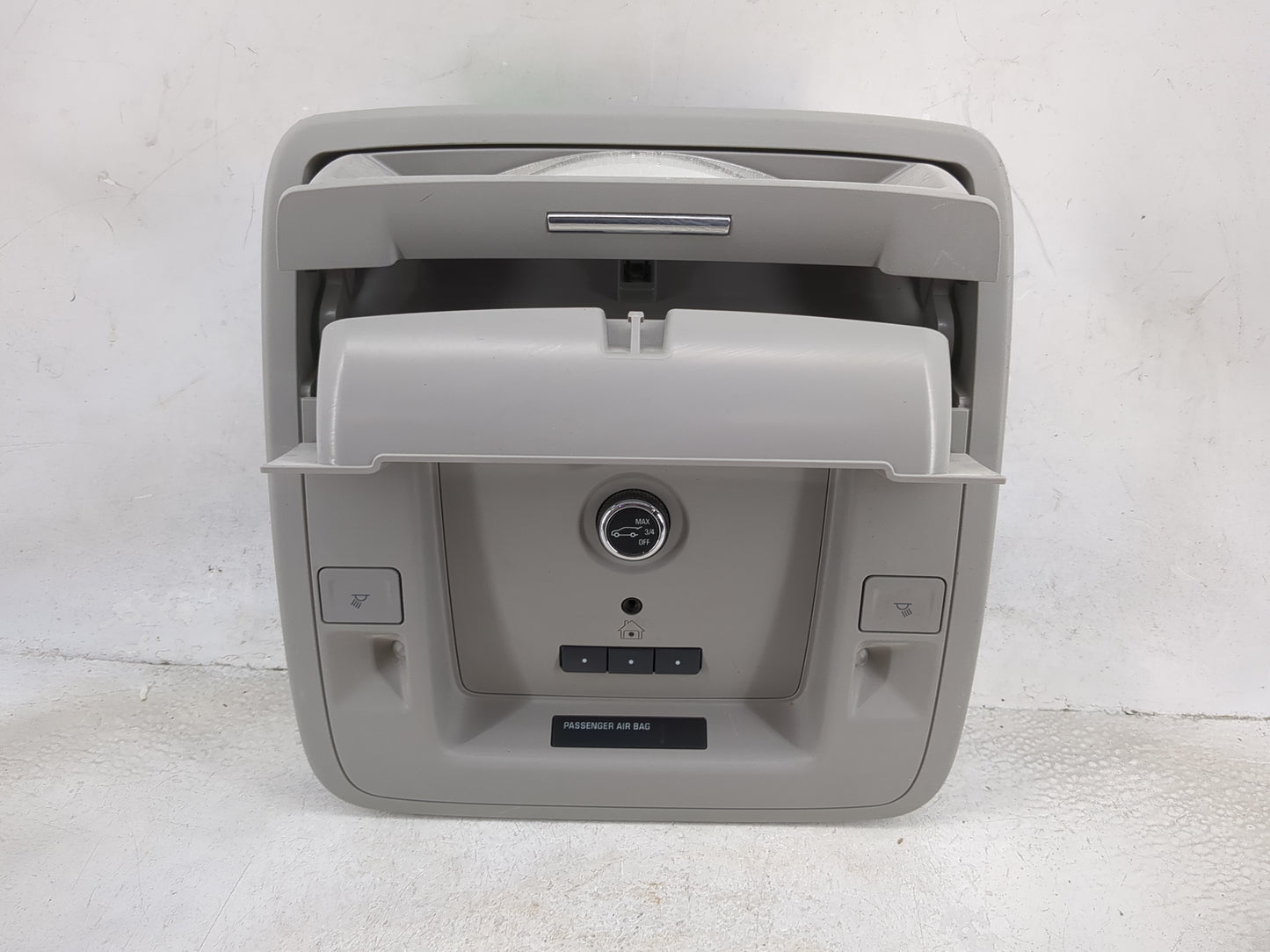 2015-2020 Chevrolet Tahoe Overhead Roof Console Gray - Oemusedautoparts1.com