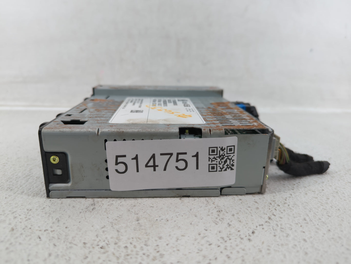 2018 Chevrolet Tahoe Radio AM FM Cd Player Receiver Replacement P/N:42554558 Fits Fits 2019 OEM Used Auto Parts - Oemusedaut