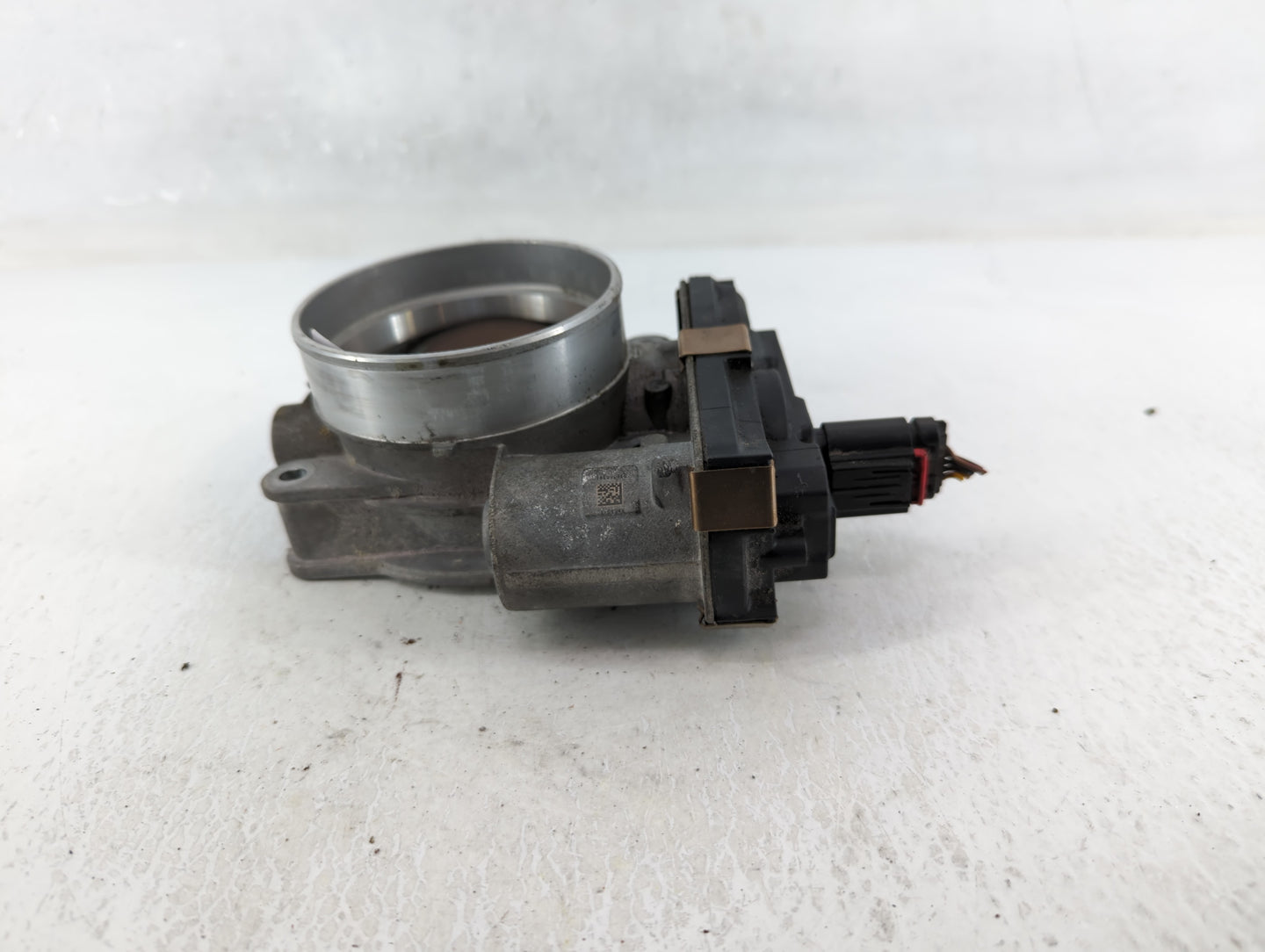 2015-2022 Chevrolet Tahoe Throttle Body P/N:12678224 Fits Fits 2014 2015 2016 2017 2018 2019 2020 2021 2022 OEM Used Auto Pa