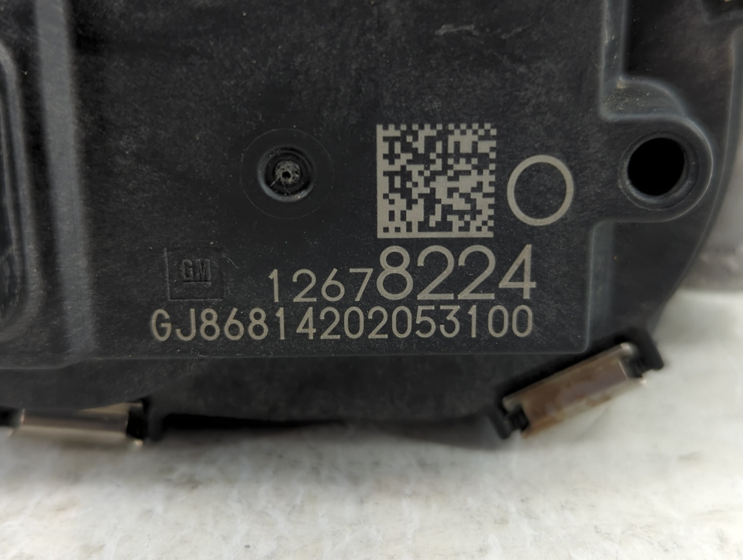 2015-2022 Chevrolet Tahoe Throttle Body P/N:12678224 Fits Fits 2014 2015 2016 2017 2018 2019 2020 2021 2022 OEM Used Auto Pa