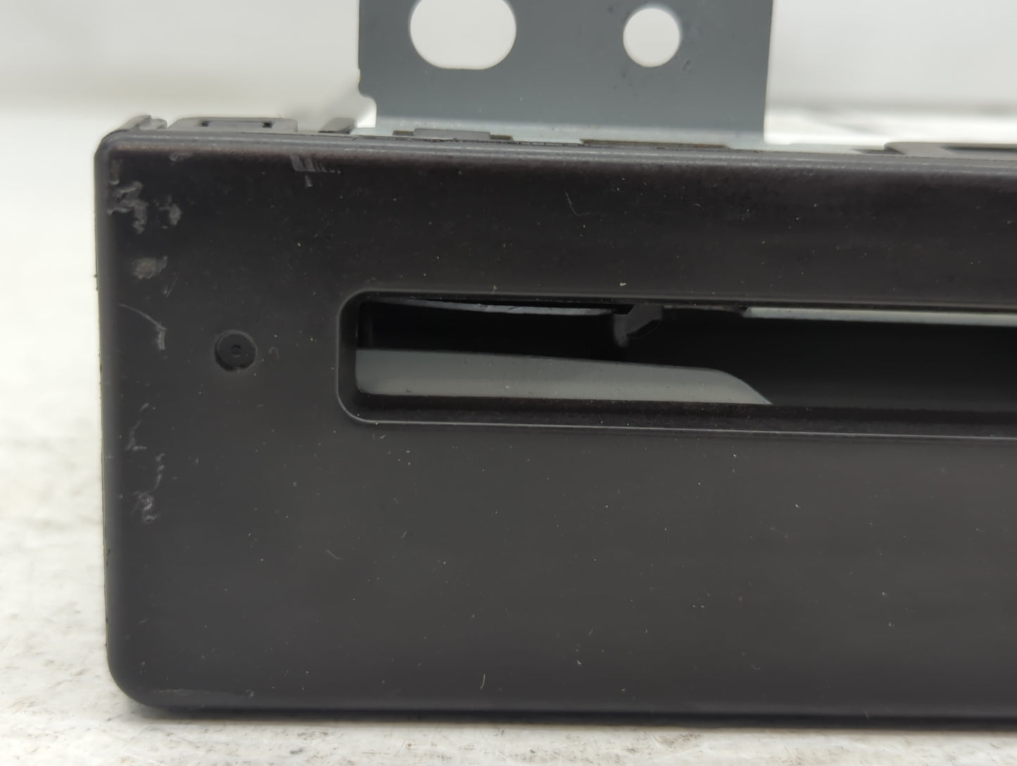 2017-2020 Chevrolet Tahoe Radio AM FM Cd Player Receiver Replacement P/N:84016434 Fits Fits 2017 2018 2019 2020 OEM Used Aut