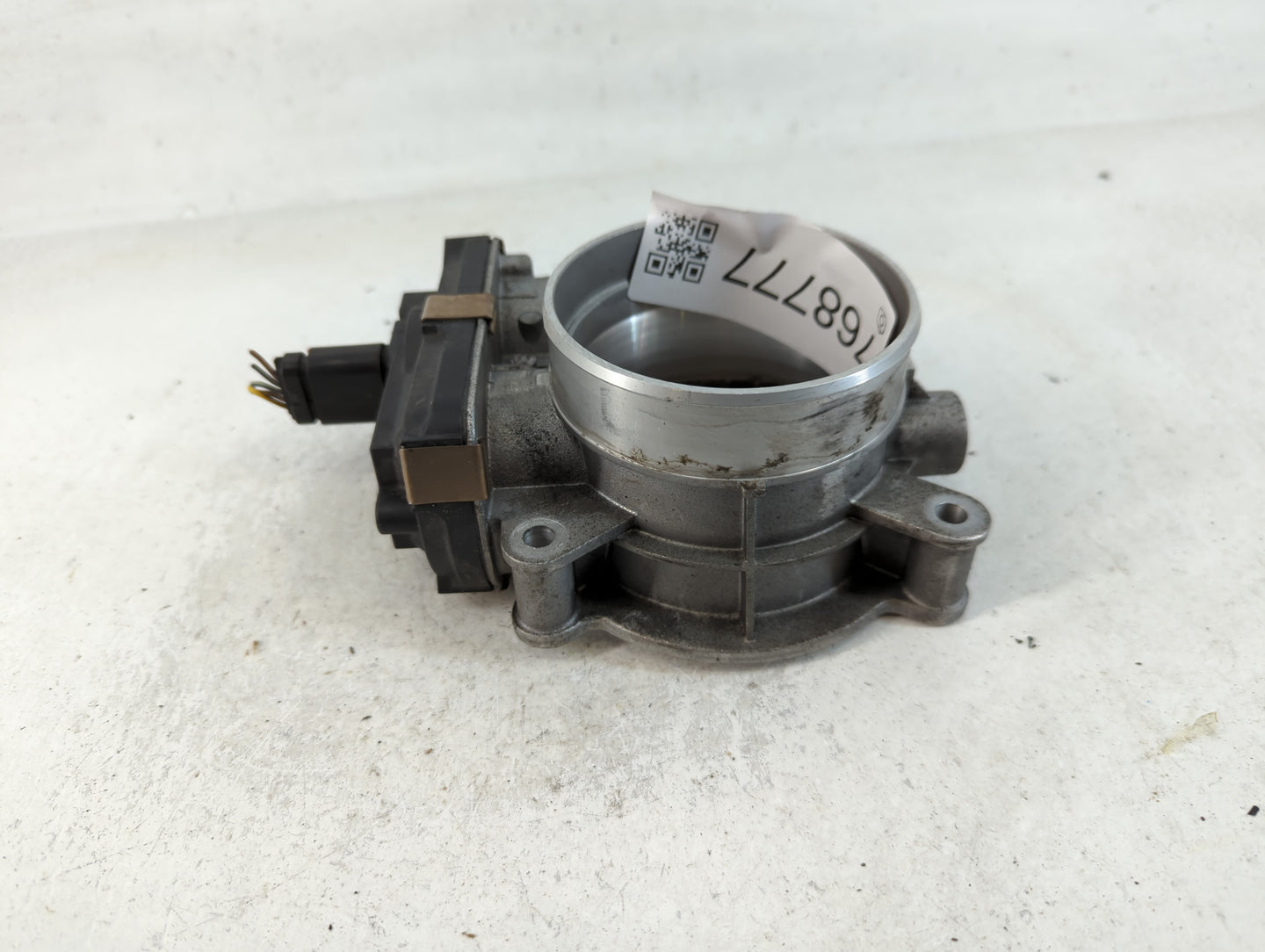 2015-2022 Chevrolet Tahoe Throttle Body P/N:12678224 Fits Fits 2014 2015 2016 2017 2018 2019 2020 2021 2022 OEM Used Auto Pa