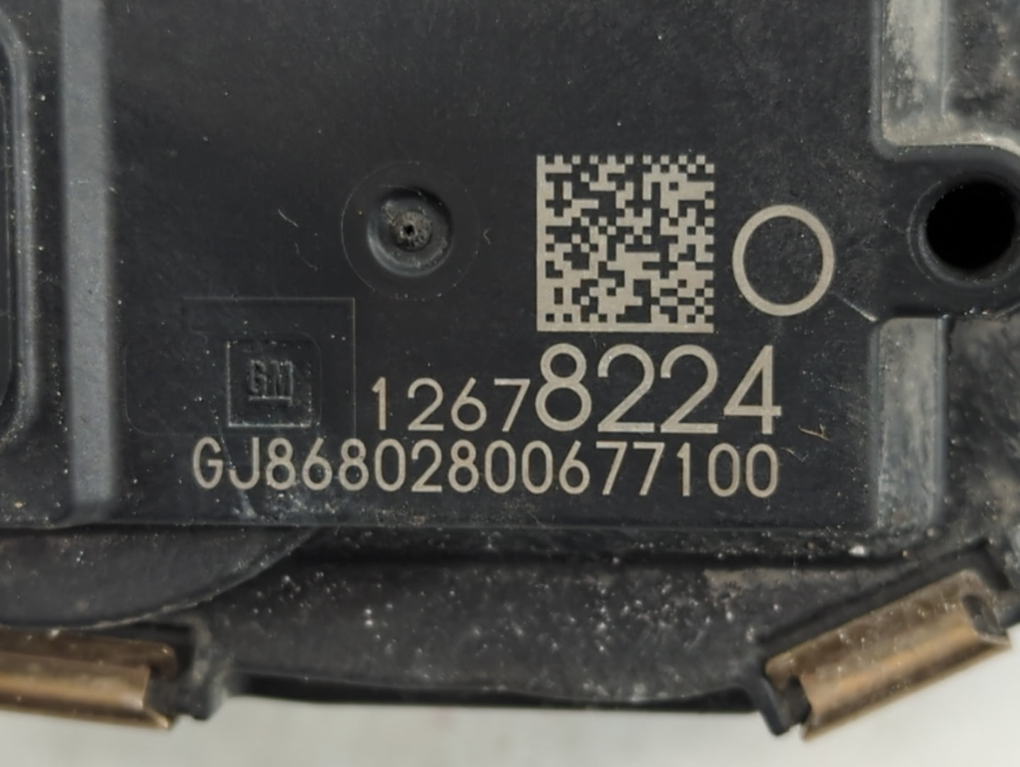 2015-2022 Chevrolet Tahoe Throttle Body P/N:12678224 Fits Fits 2014 2015 2016 2017 2018 2019 2020 2021 2022 OEM Used Auto Pa