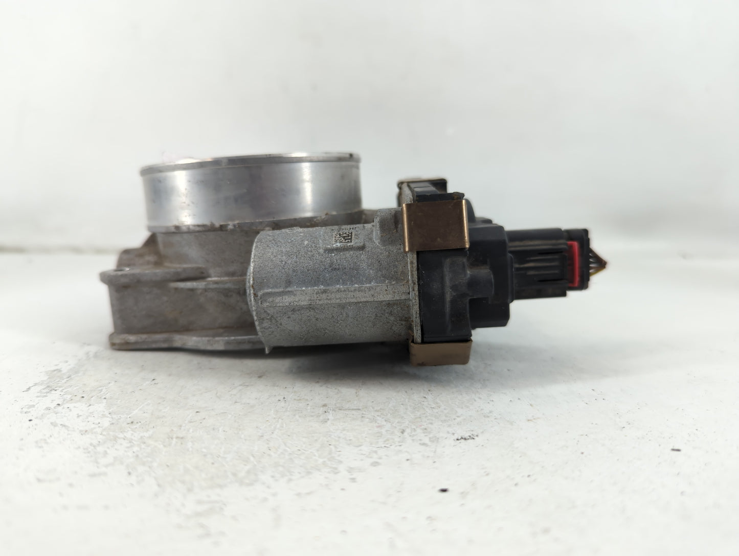 2015-2022 Chevrolet Tahoe Throttle Body P/N:12678224 Fits Fits 2014 2015 2016 2017 2018 2019 2020 2021 2022 OEM Used Auto Pa