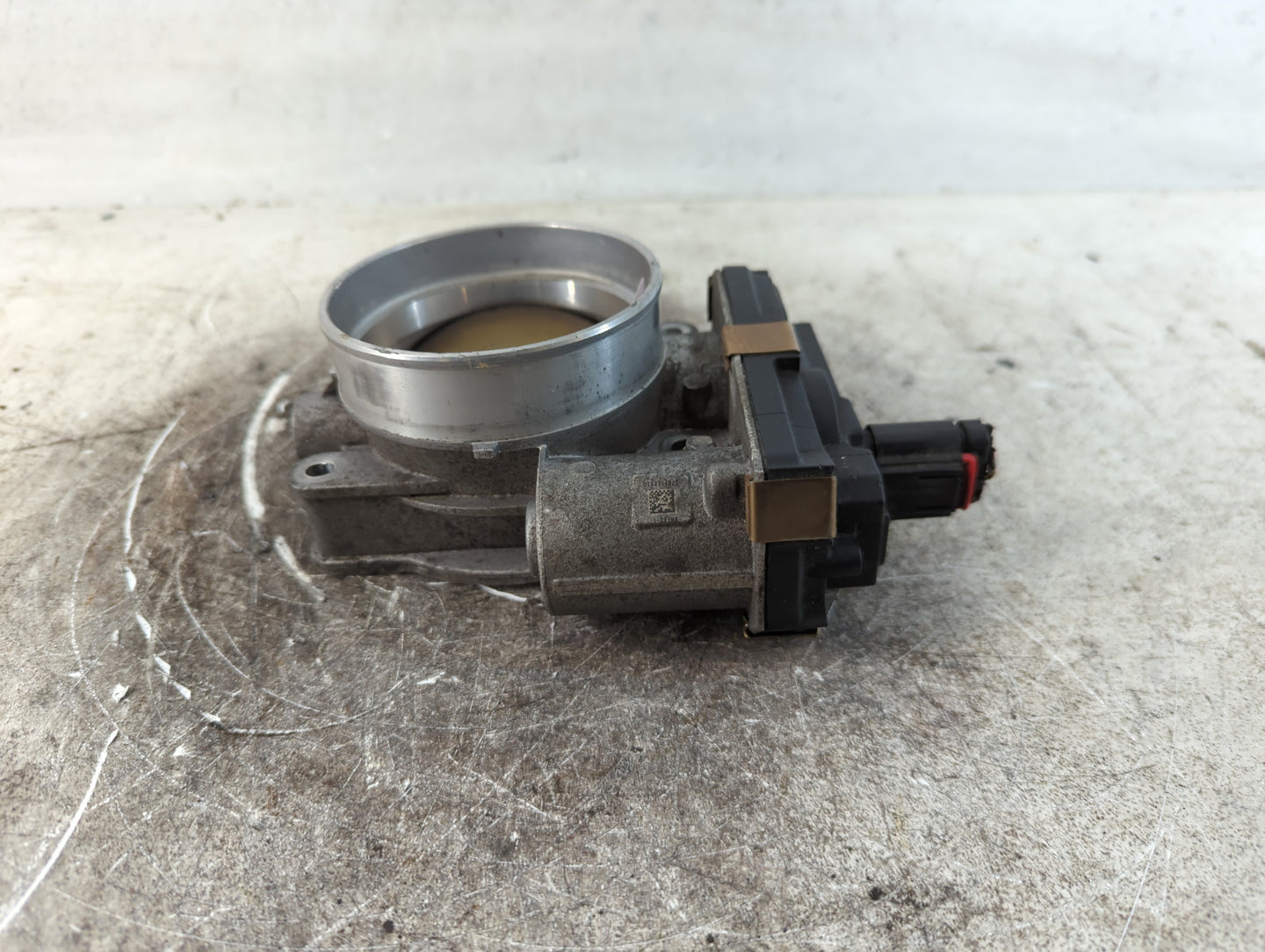 2015-2022 Chevrolet Tahoe Throttle Body P/N:12678224 Fits Fits 2014 2015 2016 2017 2018 2019 2020 2021 2022 OEM Used Auto Pa