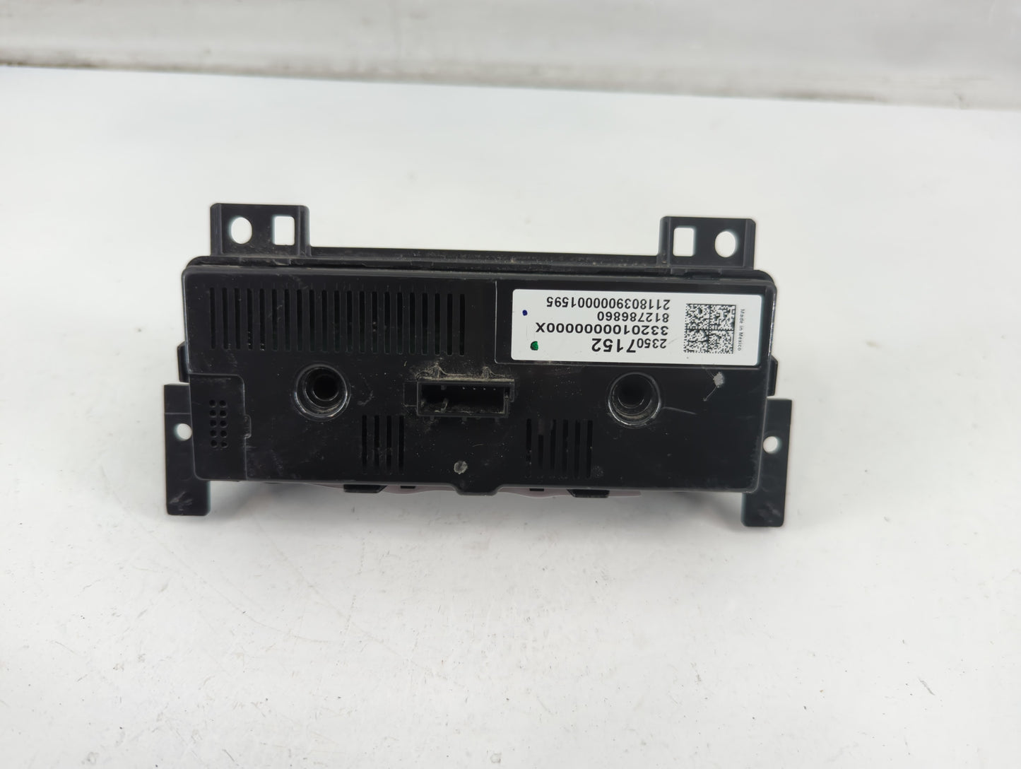 2018 Chevrolet Traverse Climate Control Module Temperature AC/Heater Replacement P/N:23507152 Fits OEM Used Auto Parts - Oem
