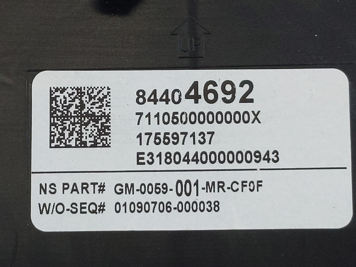 2018 Chevrolet Traverse Instrument Cluster Speedometer Gauges P/N:84404692 Fits OEM Used Auto Parts - Oemusedautoparts1.com
