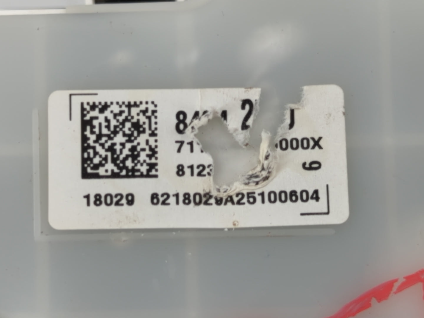 2018 Chevrolet Traverse Instrument Cluster Speedometer Gauges P/N:84399459 Fits OEM Used Auto Parts - Oemusedautoparts1.com