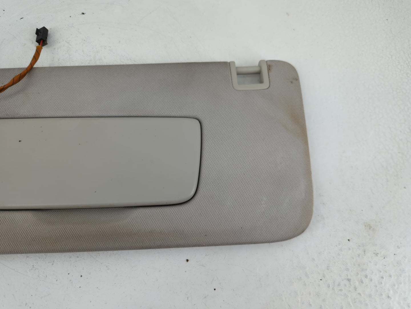 2018-2022 Chevrolet Traverse Sun Visor Shade Replacement Driver Left Mirror Fits Fits 2018 2019 2020 2021 2022 OEM Used Auto