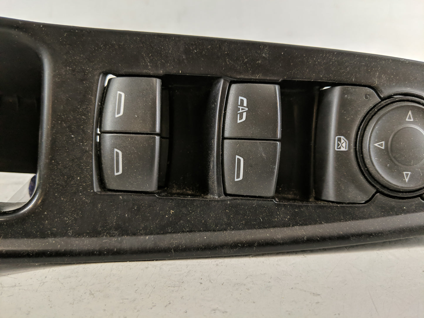 2018 Chevrolet Traverse Master Power Window Switch Replacement Driver Side Left P/N:D1A062A 84139693 Fits Fits 2017 2019 202