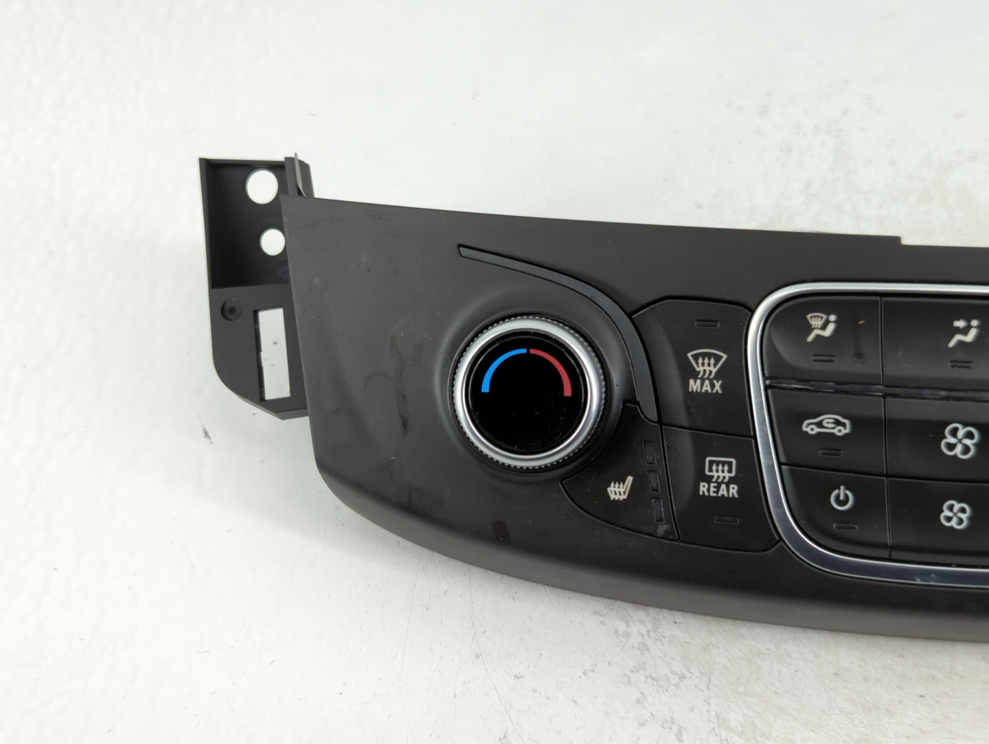 2018-2022 Chevrolet Traverse Climate Control Module Temperature AC/Heater Replacement P/N:84344402 Fits OEM Used Auto Parts 