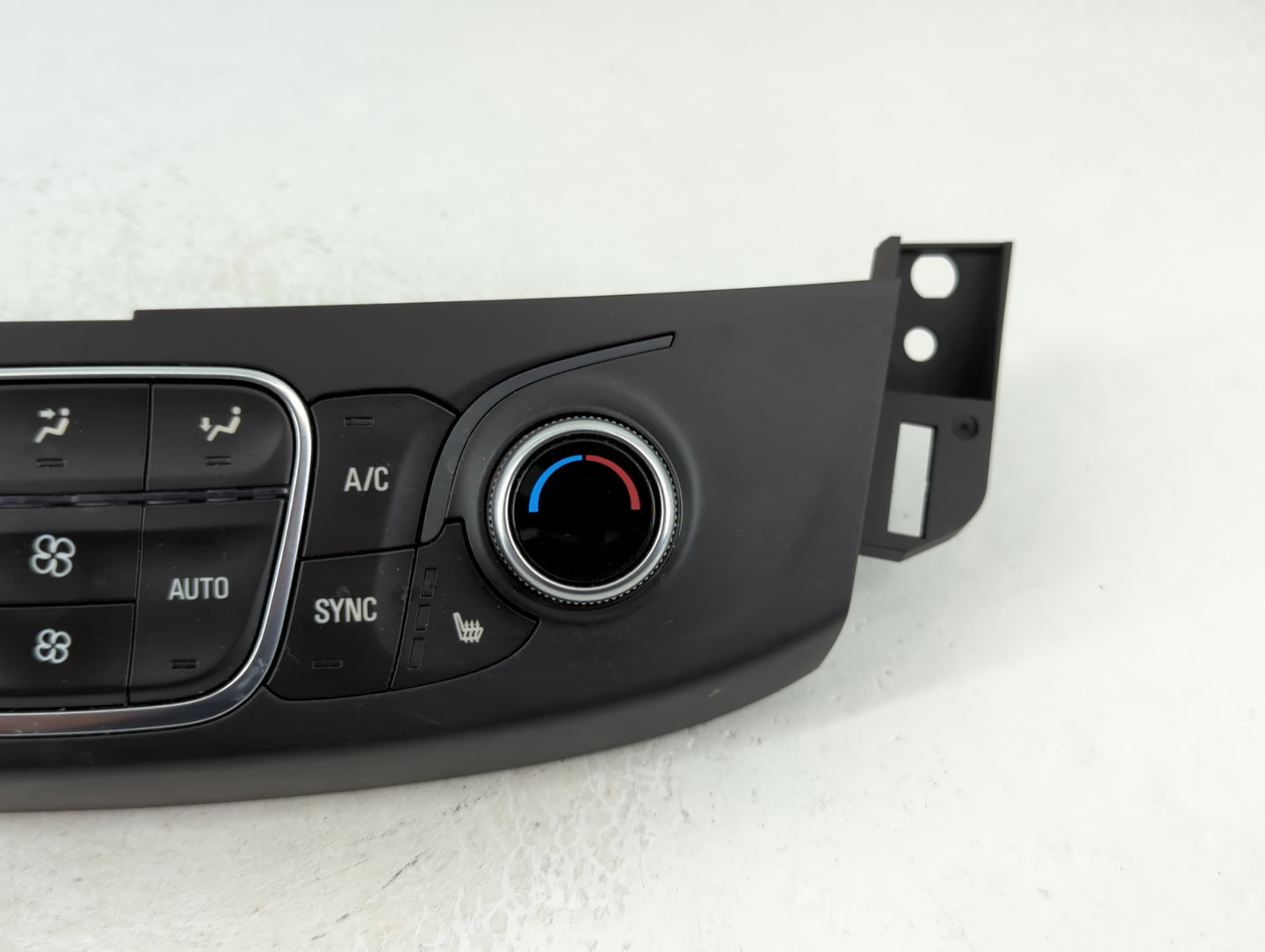 2018-2022 Chevrolet Traverse Climate Control Module Temperature AC/Heater Replacement P/N:84344402 Fits OEM Used Auto Parts 