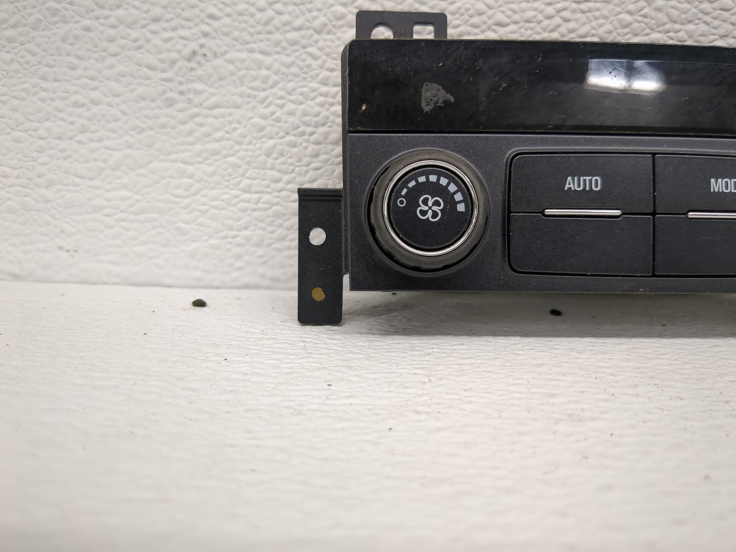 2018-2022 Chevrolet Traverse Climate Control Module Temperature AC/Heater Replacement P/N:84344402 Fits OEM Used Auto Parts 