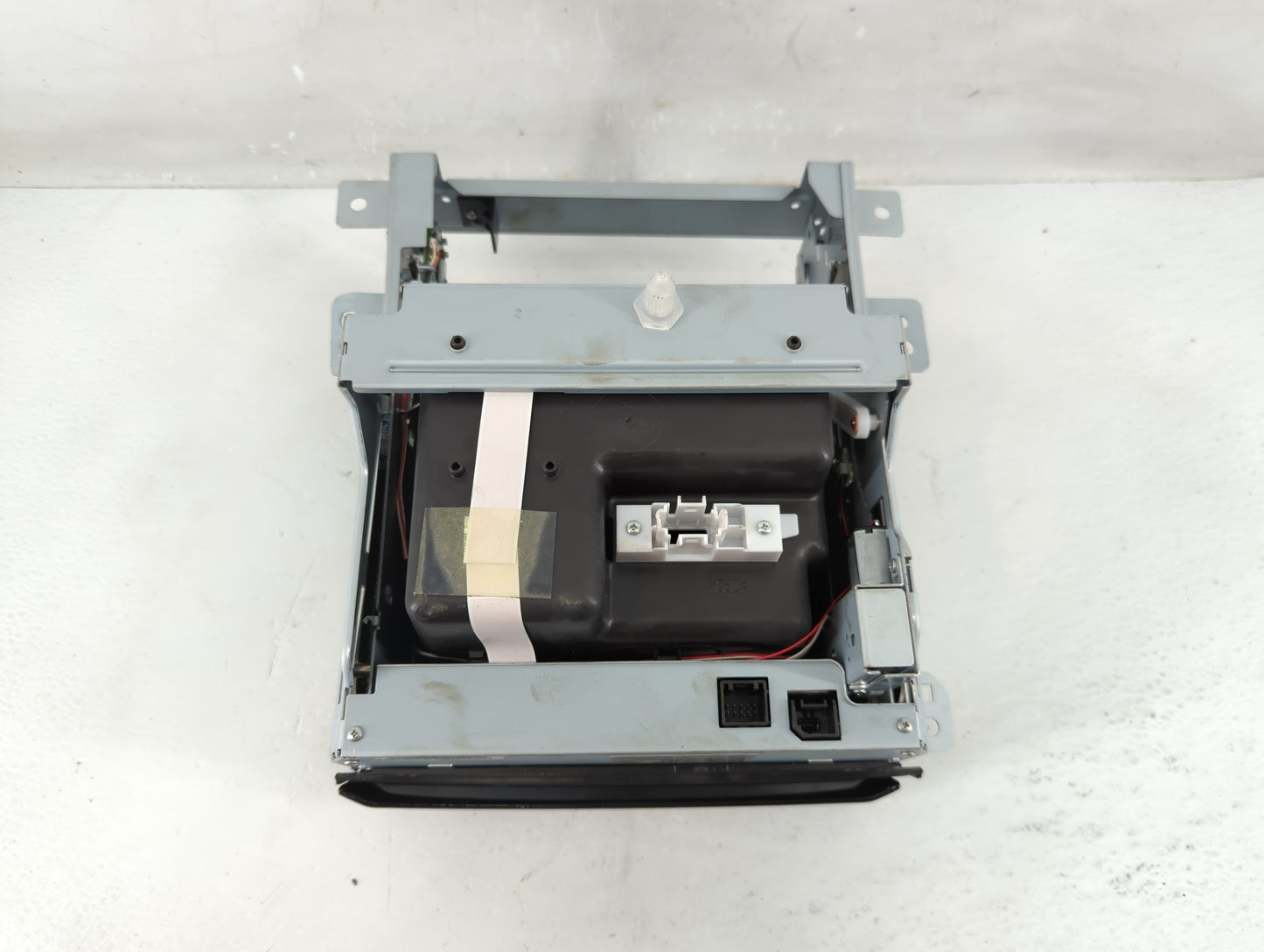 2018 Chevrolet Traverse Radio AM FM Cd Player Receiver Replacement P/N:E2410R-05 1934 84361015 Fits OEM Used Auto Parts - Oe