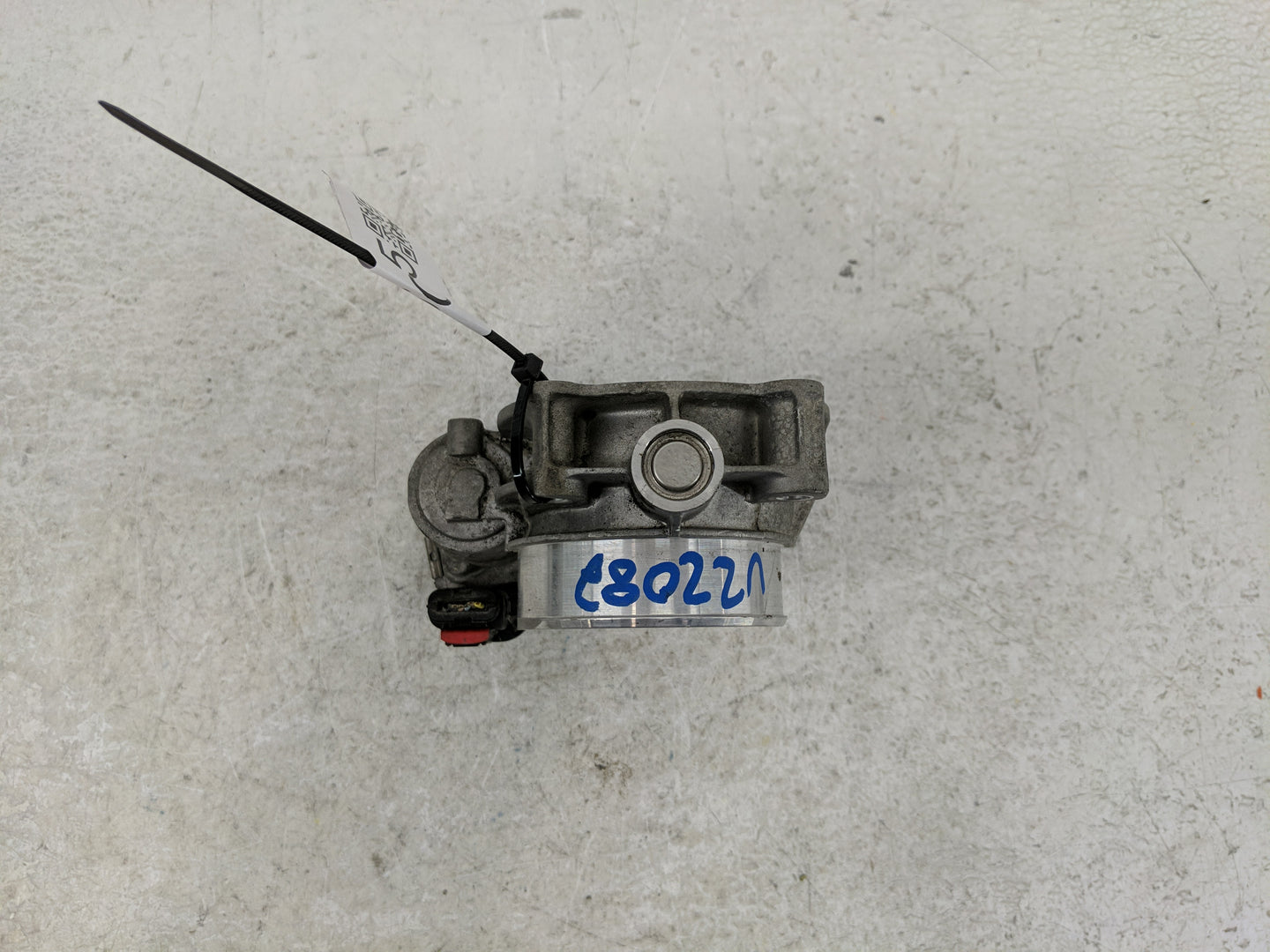 2017-2022 Chevrolet Traverse Throttle Body Fits Fits 2012 2013 2014 2015 2016 2017 2018 2019 2020 2021 2022 OEM Used Auto Pa