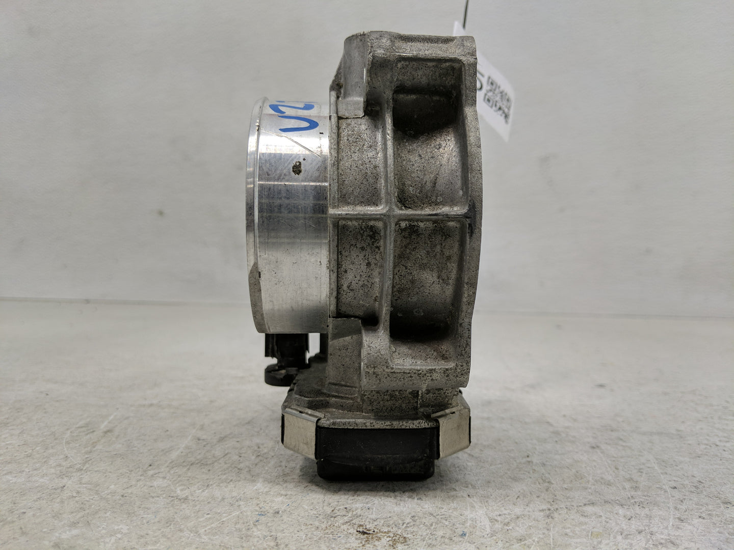 2017-2022 Chevrolet Traverse Throttle Body Fits Fits 2012 2013 2014 2015 2016 2017 2018 2019 2020 2021 2022 OEM Used Auto Pa