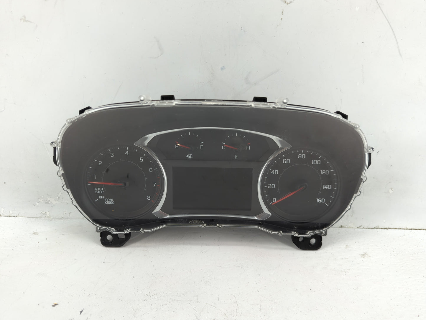 2018 Chevrolet Traverse Instrument Cluster Speedometer Gauges P/N:84404692 Fits OEM Used Auto Parts - Oemusedautoparts1.com