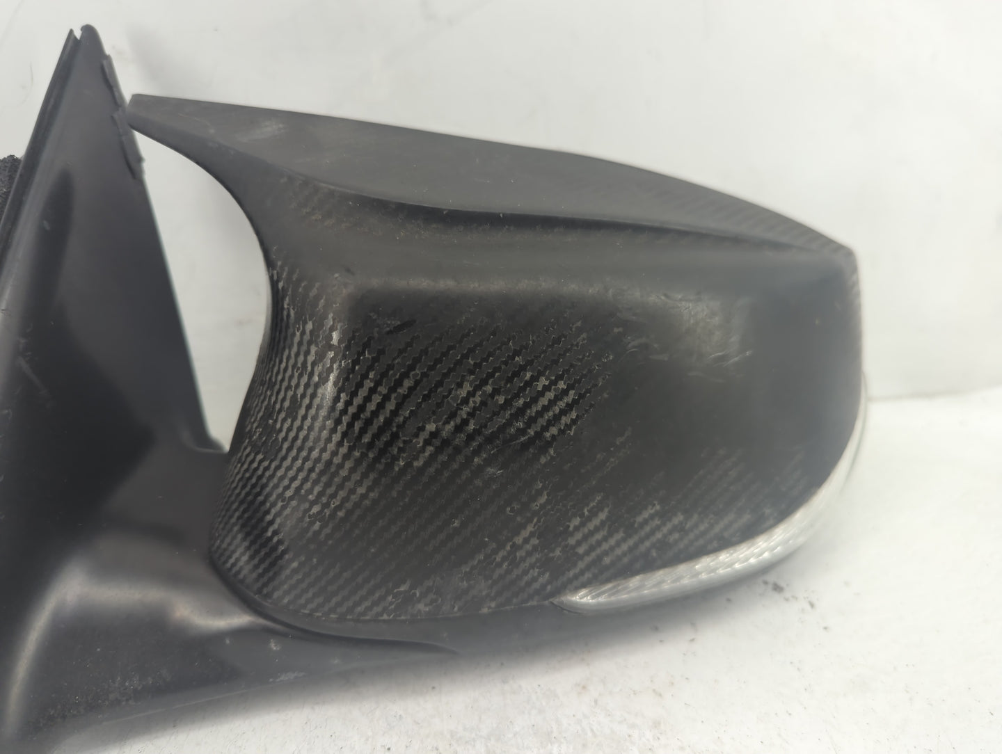 2018-2021 Chevrolet Traverse Driver Side View Mirror - Left Door Mirror OEM Used - Oemusedautoparts1.com
