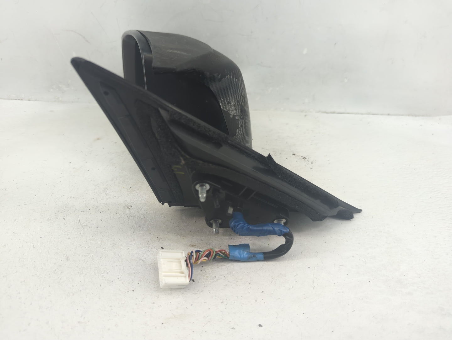 2018-2021 Chevrolet Traverse Driver Side View Mirror - Left Door Mirror OEM Used - Oemusedautoparts1.com
