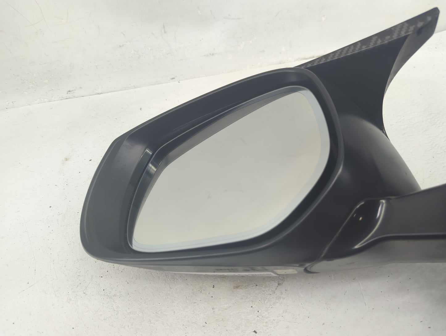 2018-2021 Chevrolet Traverse Driver Side View Mirror - Left Door Mirror OEM Used - Oemusedautoparts1.com
