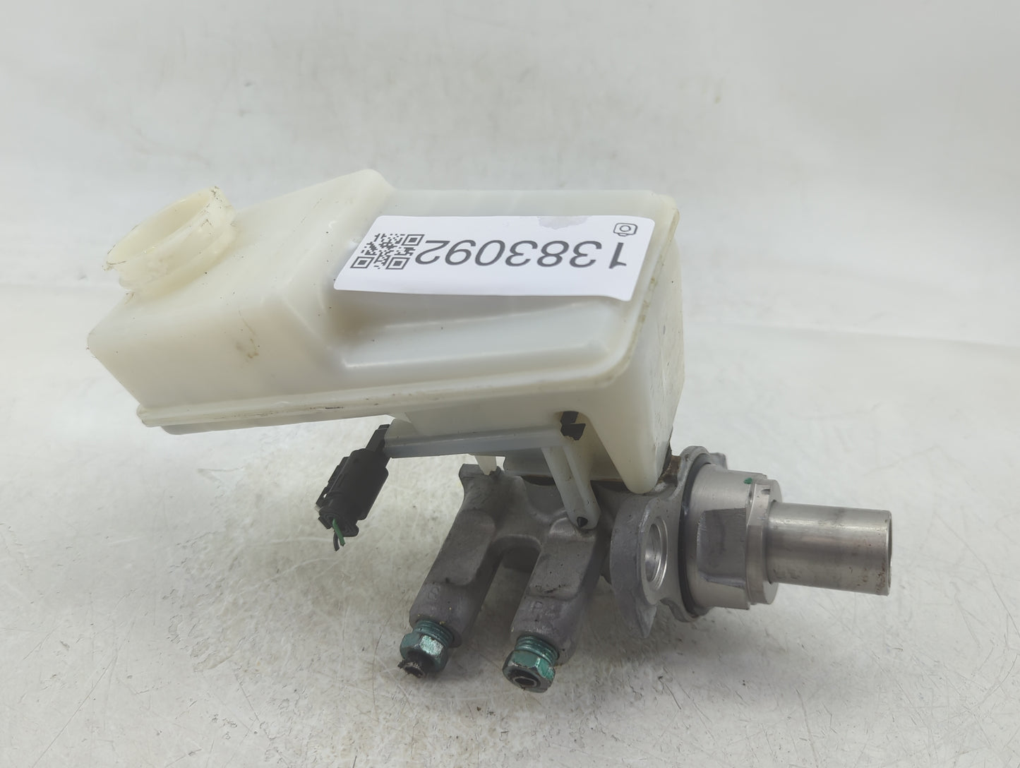 2018-2022 Chevrolet Traverse Brake Master Cylinder - Oemusedautoparts1.com