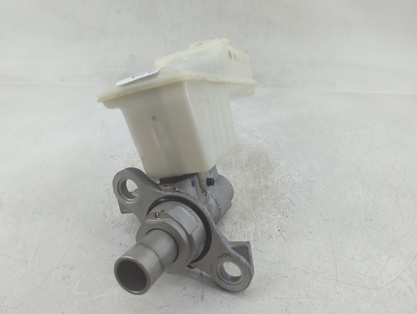 2018-2022 Chevrolet Traverse Brake Master Cylinder - Oemusedautoparts1.com