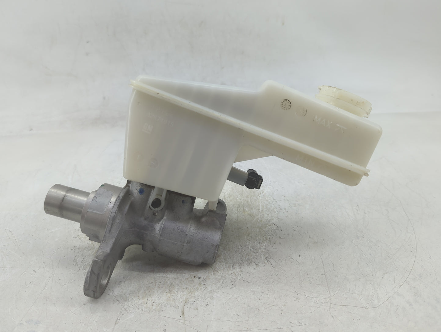 2018-2022 Chevrolet Traverse Brake Master Cylinder - Oemusedautoparts1.com