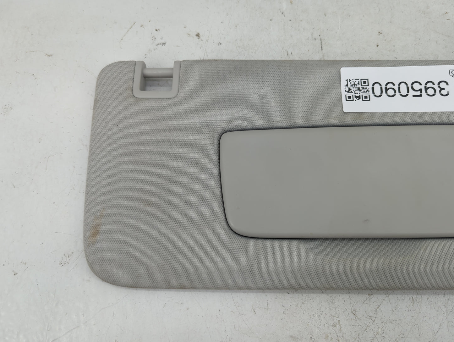 2018-2022 Chevrolet Traverse Sun Visor Shade Replacement Passenger Right Mirror Fits Fits 2018 2019 2020 2021 2022 OEM Used 