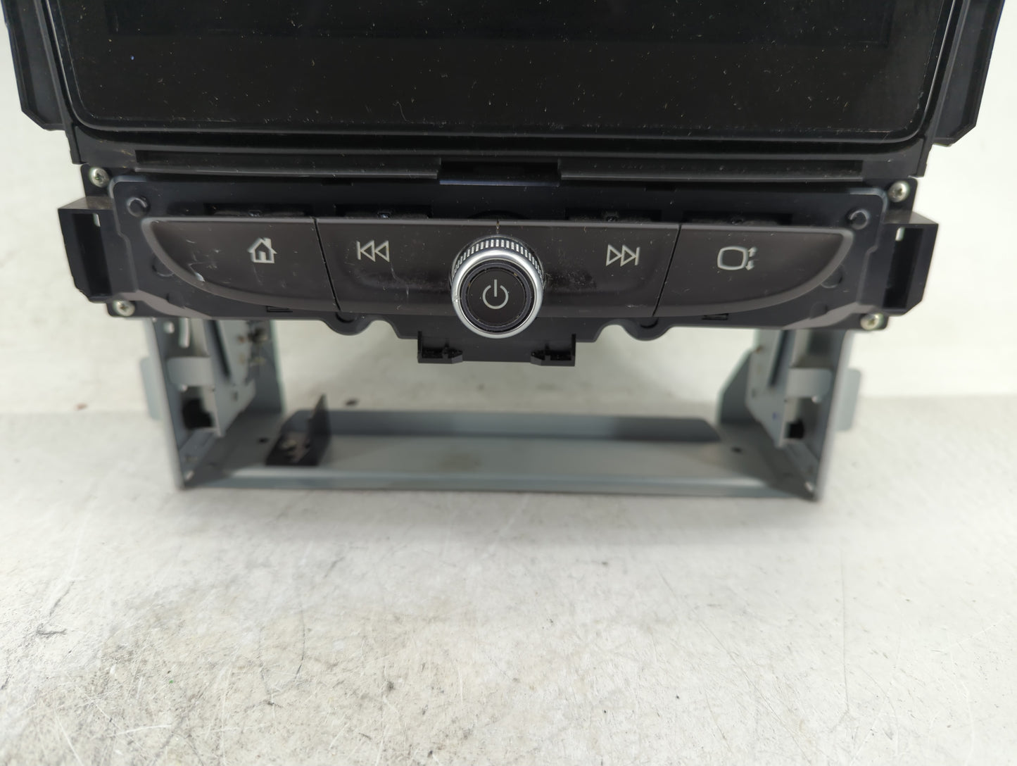 2018-2021 Chevrolet Traverse Radio AM FM Cd Player Receiver Replacement P/N:84423260 Fits Fits 2018 2019 2020 2021 OEM Used 