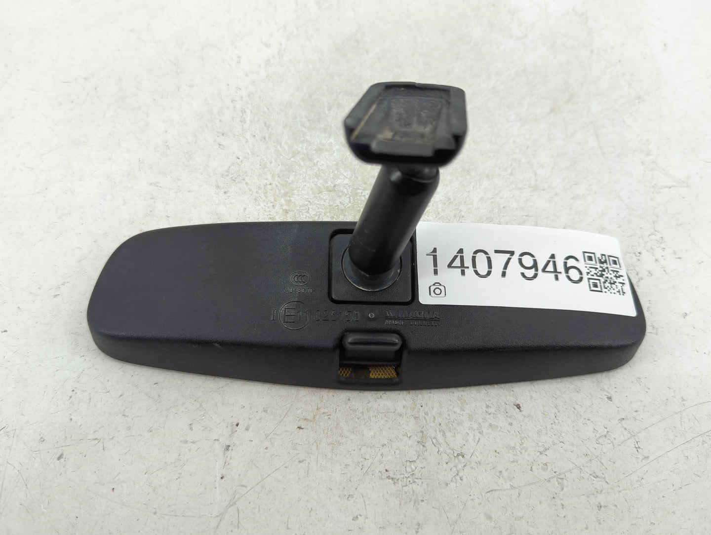 2018 Chevrolet Traverse Interior Rear View Mirror Replacement OEM P/N:A048070 Fits Fits 2017 2019 2020 OEM Used Auto Parts -