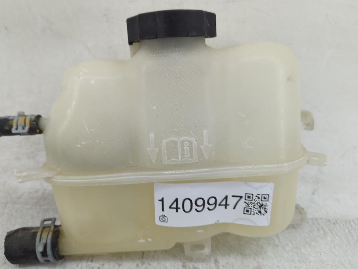 2018 Chevrolet Traverse Radiator Coolant Overflow Expansion Tank Bottle 1409947 - Oemusedautoparts1.com