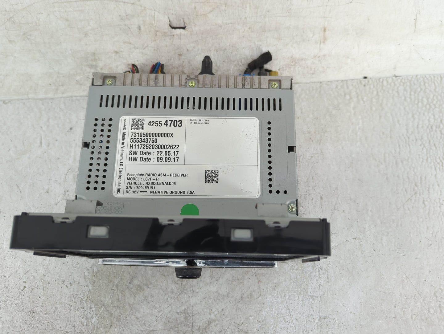 2018-2021 Chevrolet Traverse Radio AM FM Cd Player Receiver Replacement P/N:42554703 Fits Fits 2017 2018 2019 2020 2021 OEM 