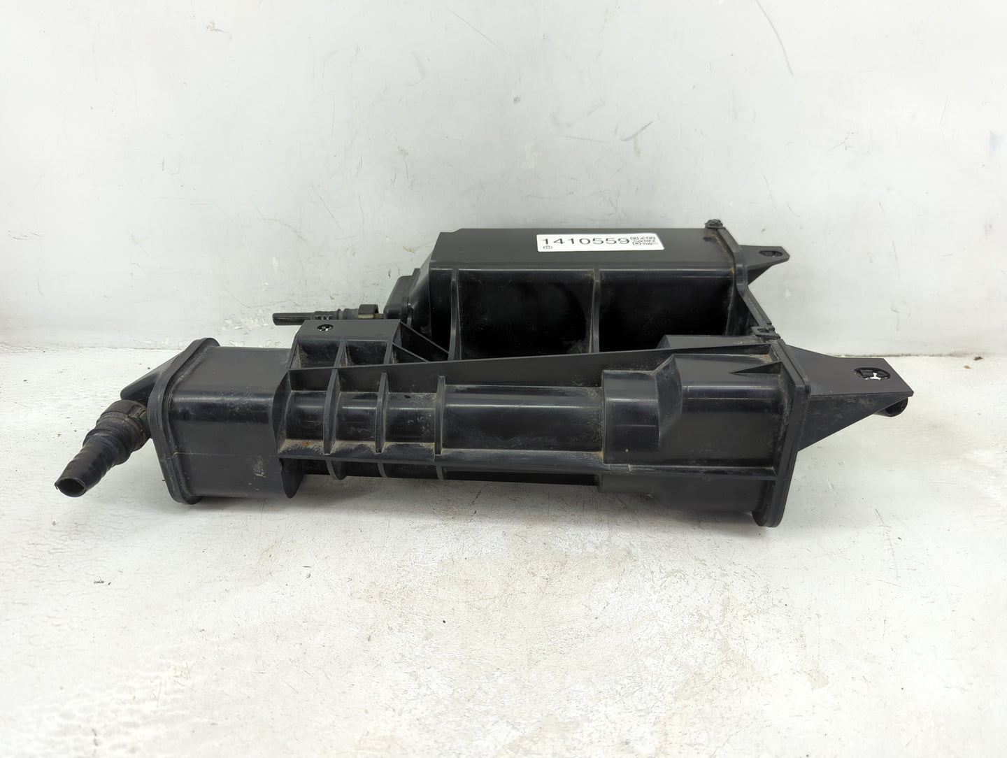 2018 Chevrolet Traverse Fuel Vapor Charcoal Canister - Oemusedautoparts1.com